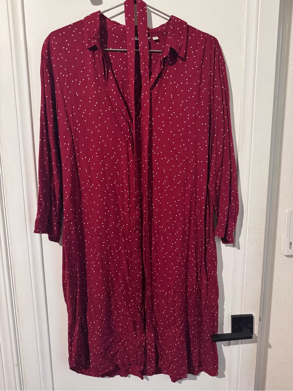 5/$20 Uniqlo Burgundy Polka Dot Button-Front Blouse